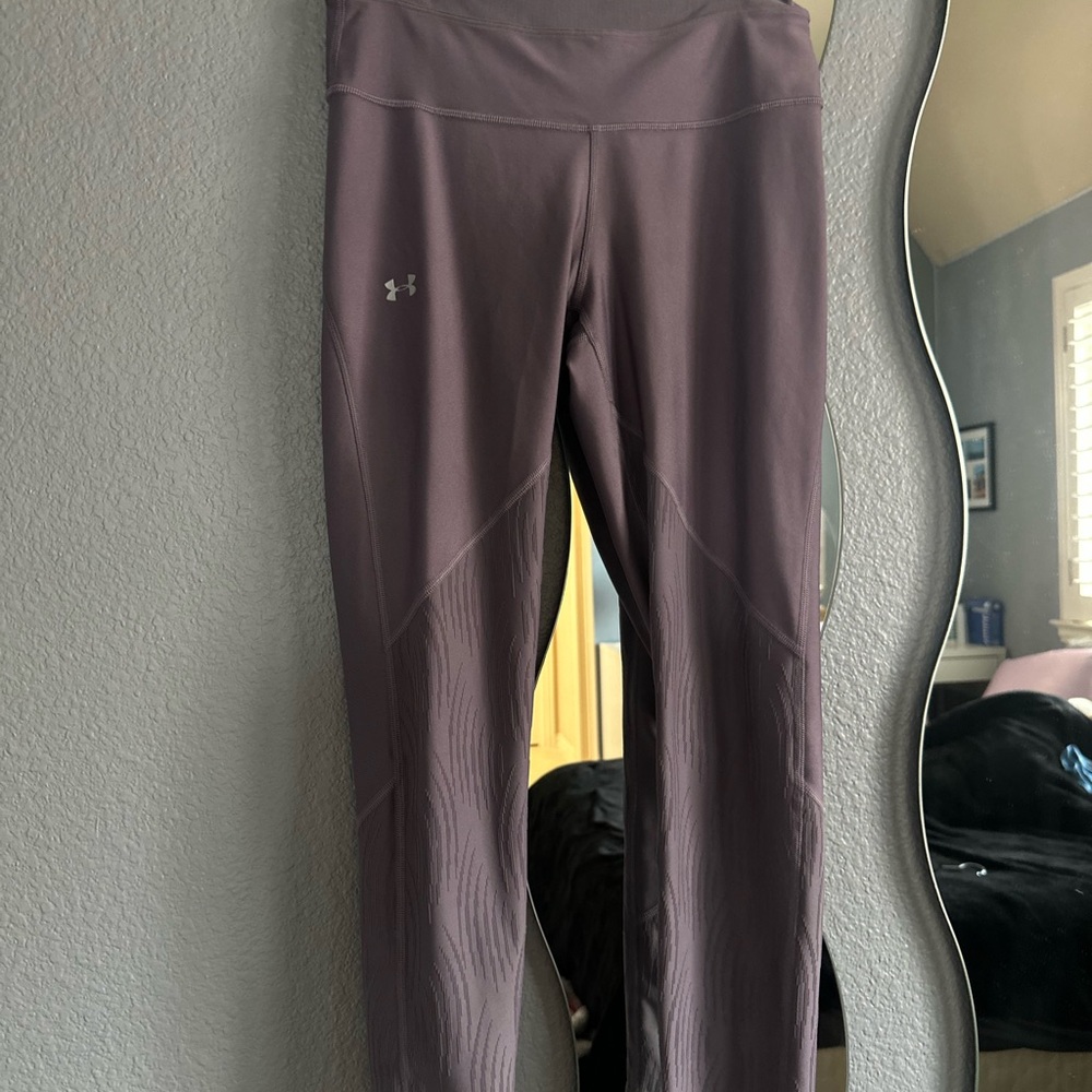Under Armour Lavender Compression Leggings